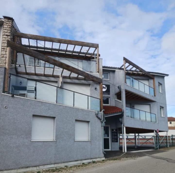 Cotinga Hotel Villars-les-Dombes Exterior photo